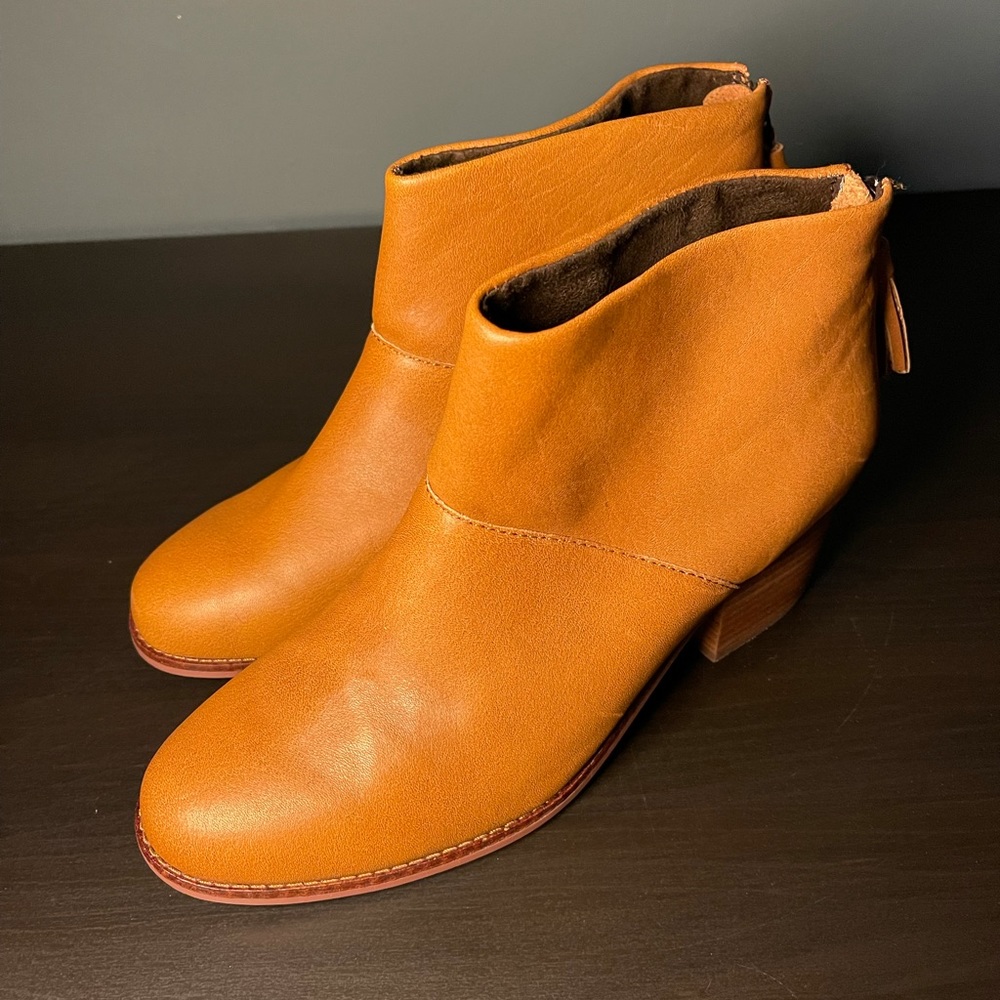 TOMS Booties
